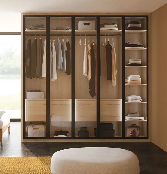 Dressing design avec verre transparent, leds et bois